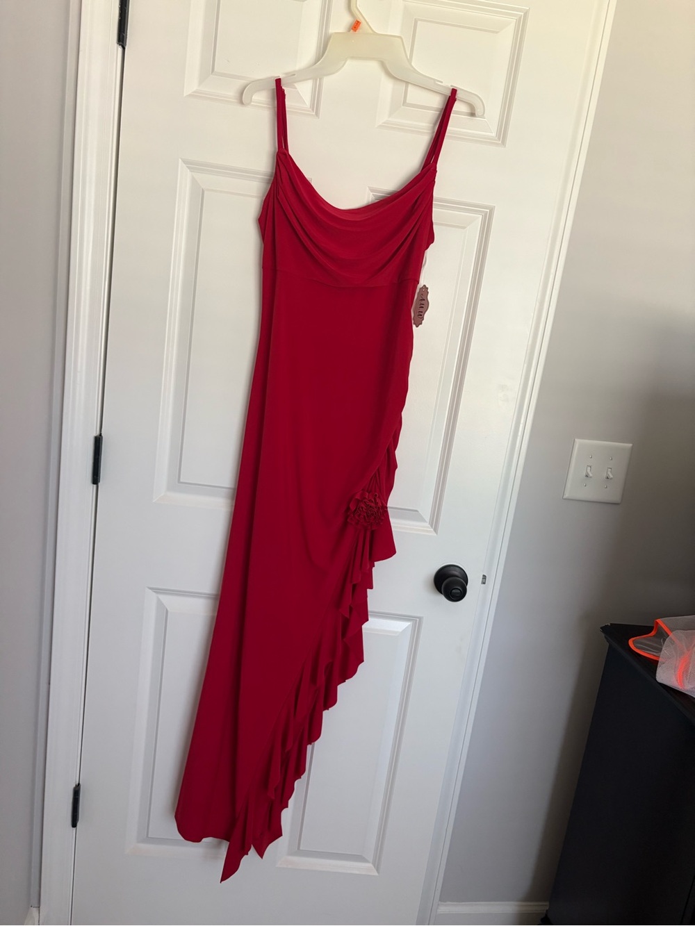 Red One-Shoulder Ruffle Evening Gown - Picture 10 of 10